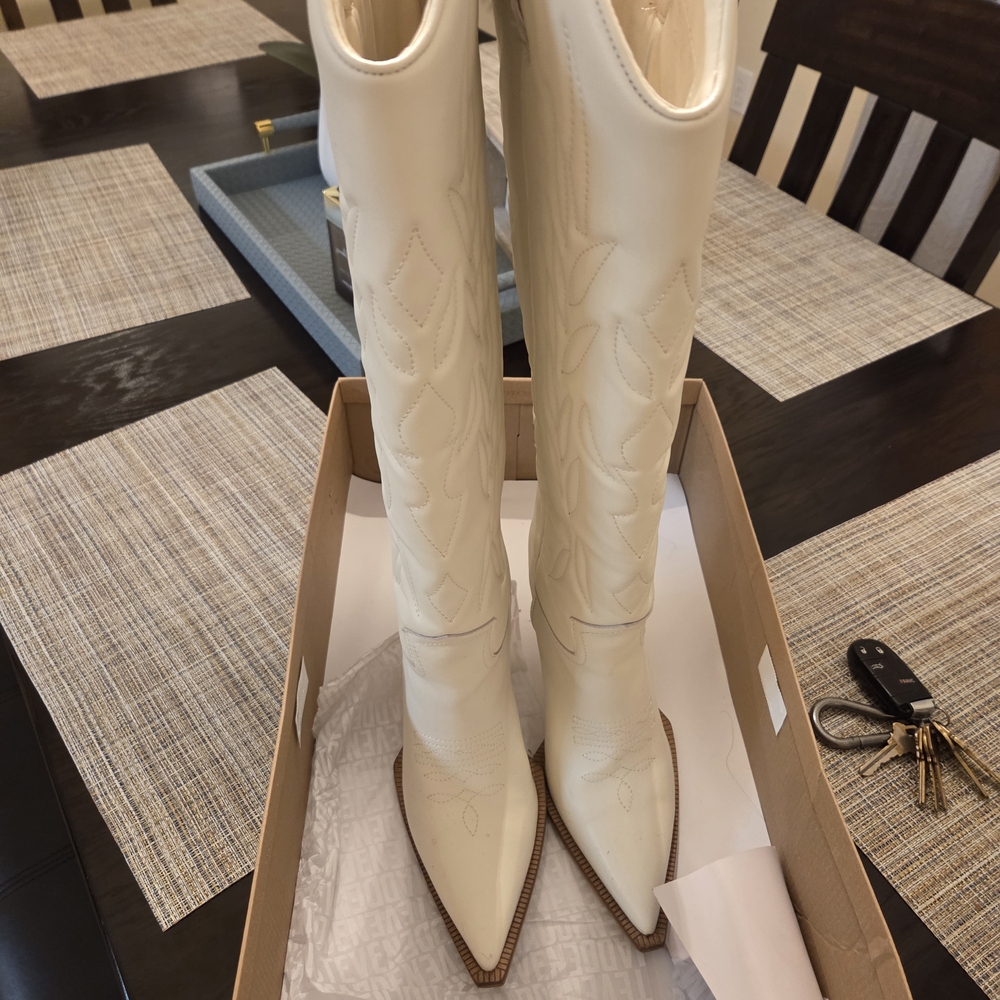 Steve Madden Cream Knee-High Pointed Toe Western Boots